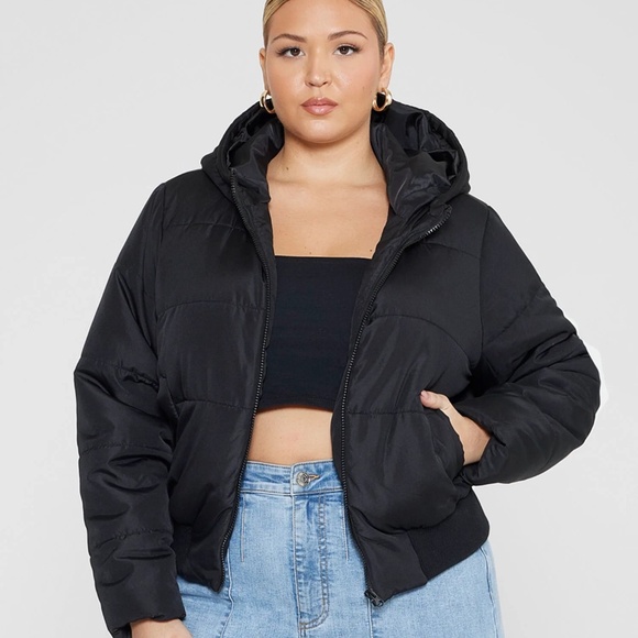 Fashion to Figure Jackets & Blazers - Fashion to Figure Short Hooded Puffer Coat NWT Size 2X